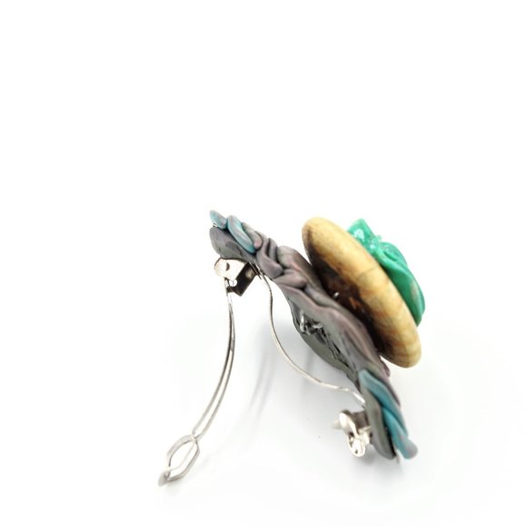 Pearl Flower Hand-Sculpted Hair Clip with Wooden Accent - Picture 8 of 9